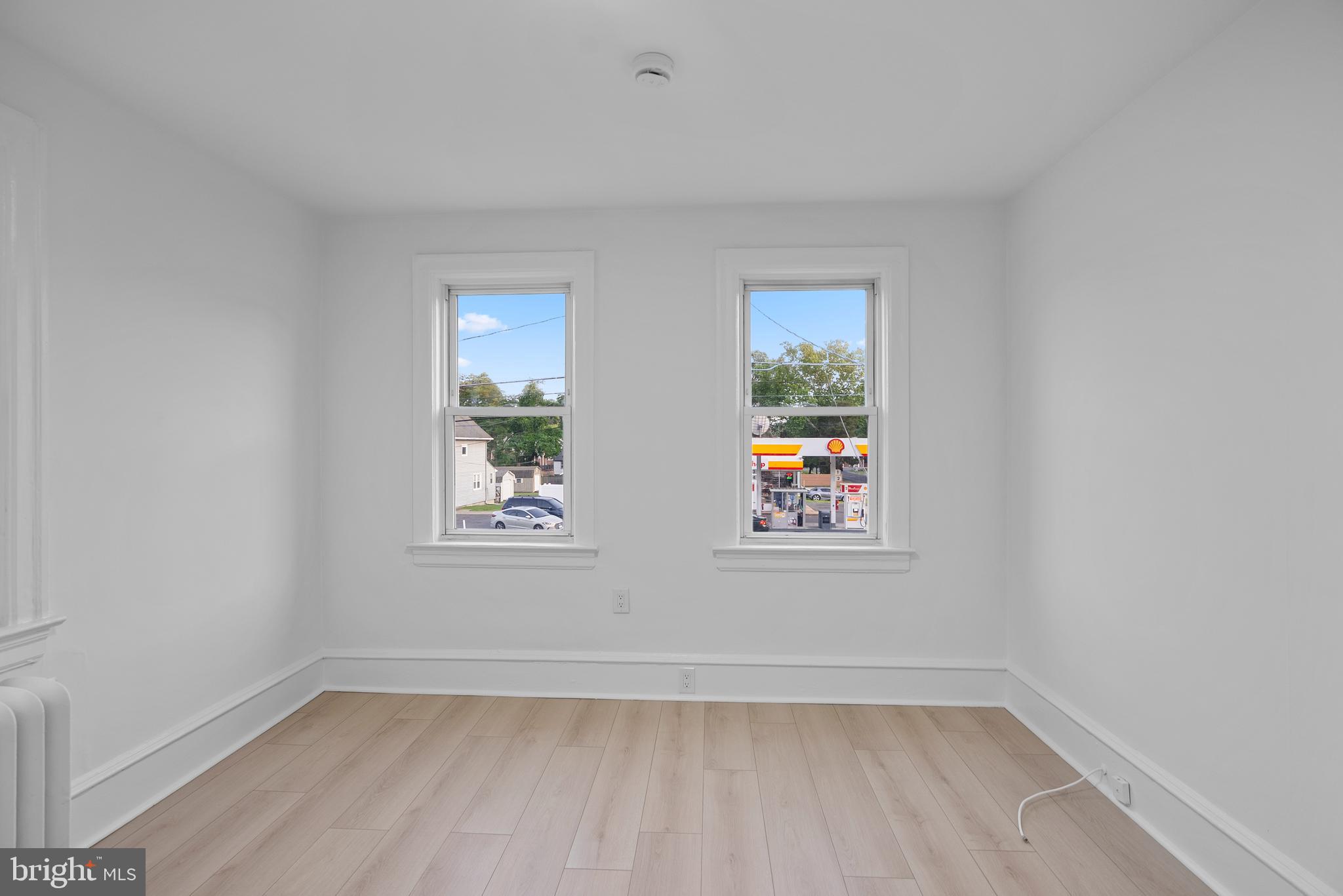 99 Chews Landing Road Clementon, NJ 08021 - Photo 15 of 37 an empty room with windows