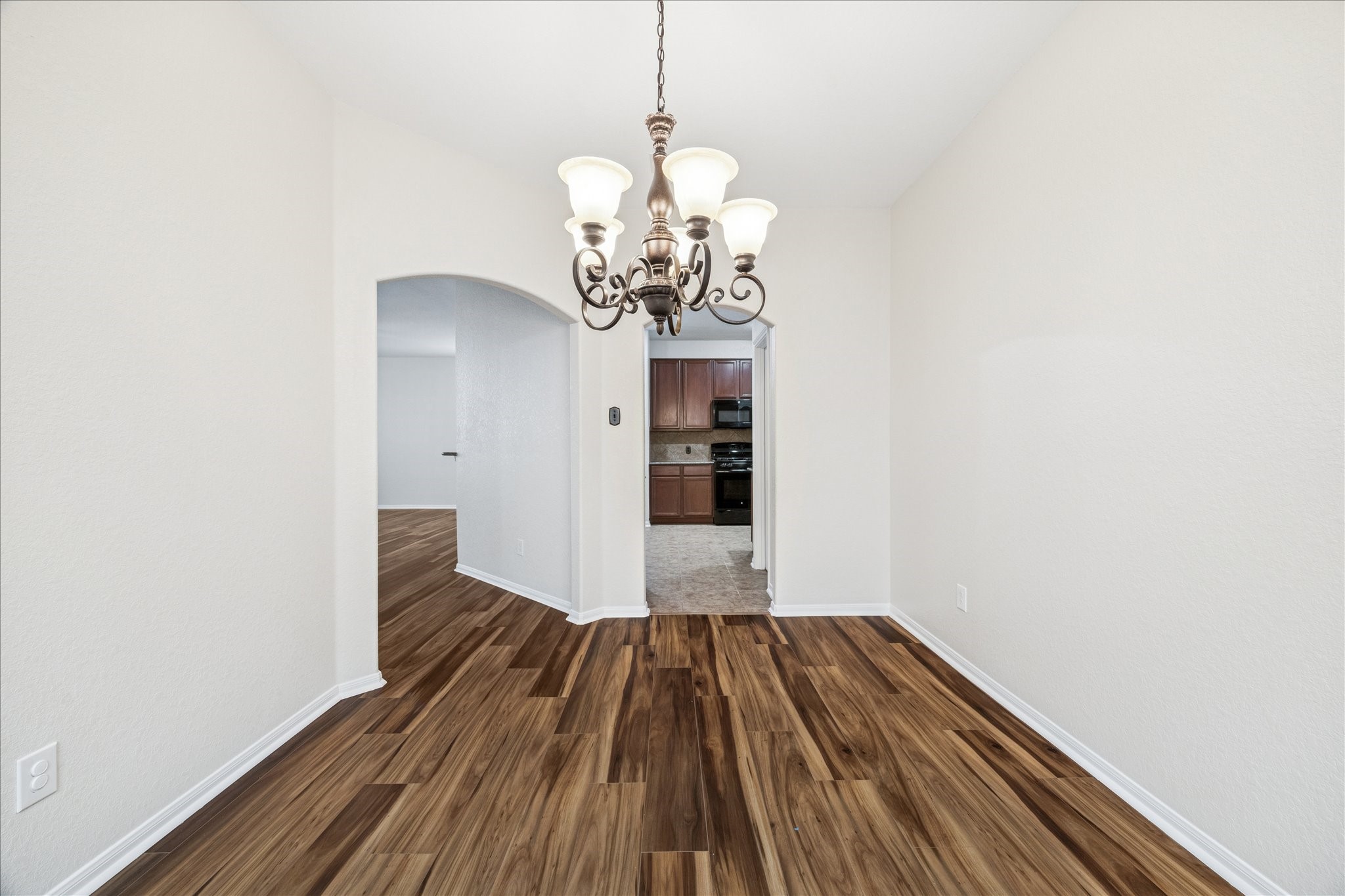 5307 Espuela Lane Baytown, TX 77521 - Photo 15 of 35 Formal Dining