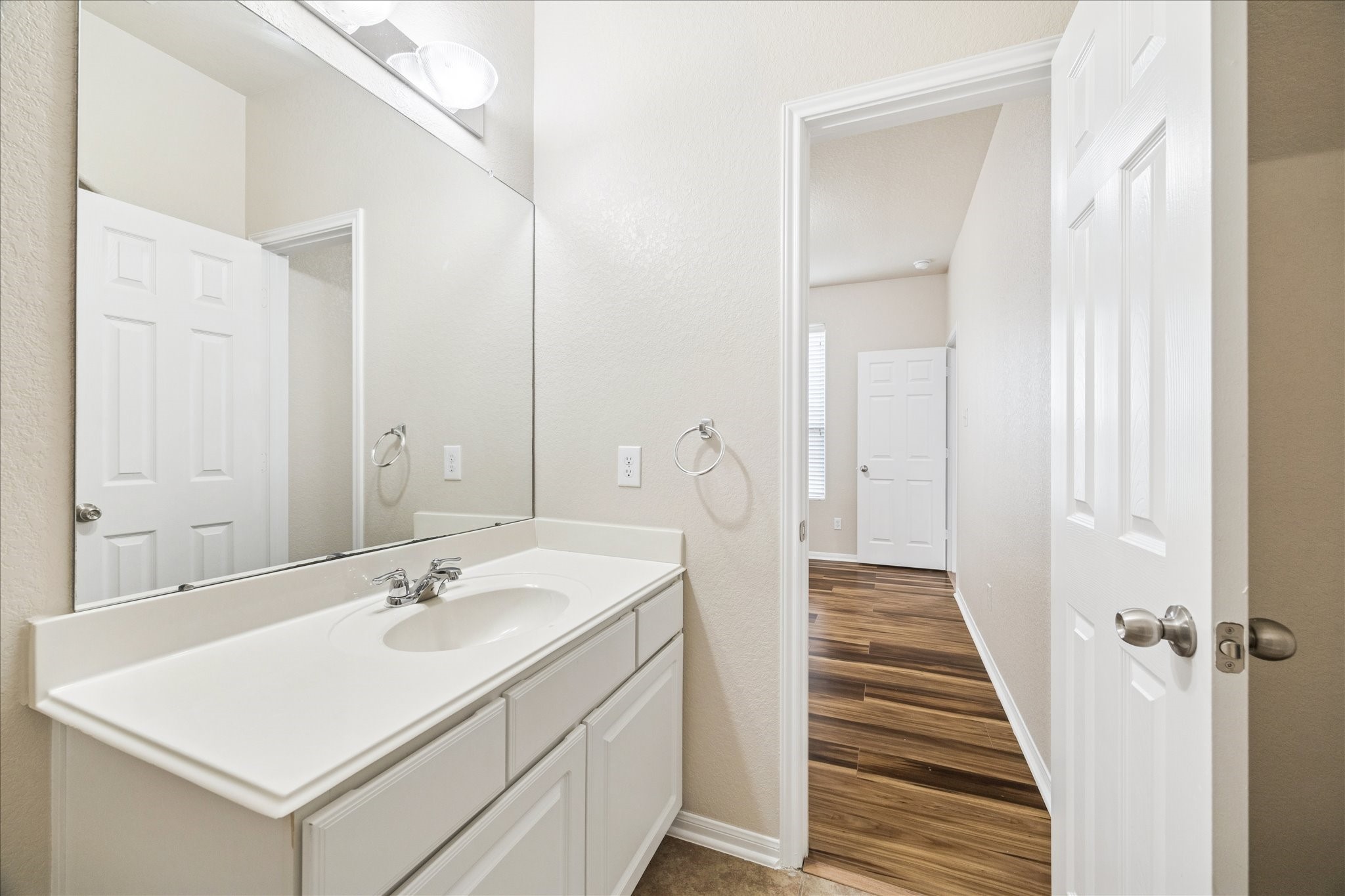 5307 Espuela Lane Baytown, TX 77521 - Photo 17 of 35 Bathroom on the first floor (this is a full bathroom)