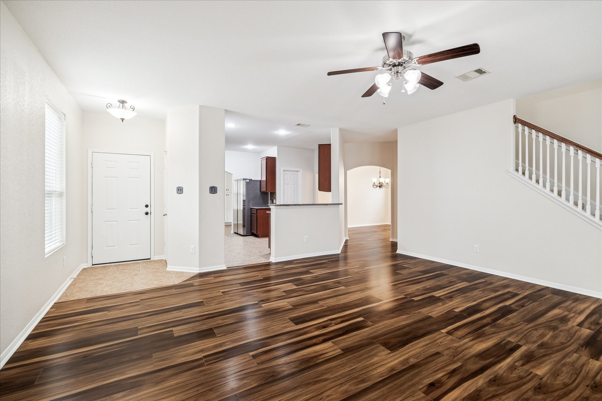 5307 Espuela Lane Baytown, TX 77521 - Photo 7 of 35