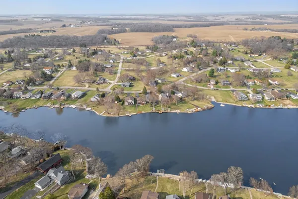 $585,000 | 227 Lake Summerset Road, Lake Summerset, IL 61019