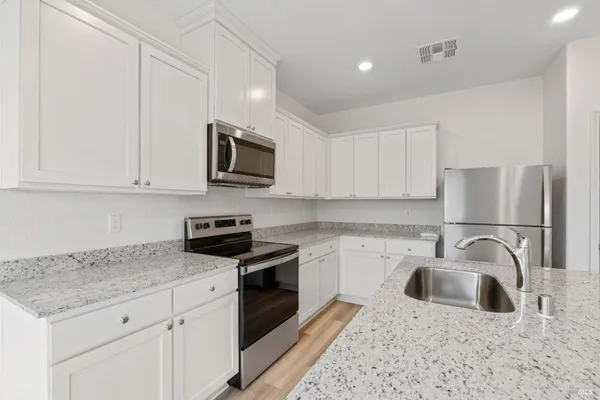 $454,900 | 2221 Front Porch Lane, Rio Vista, CA 94571
