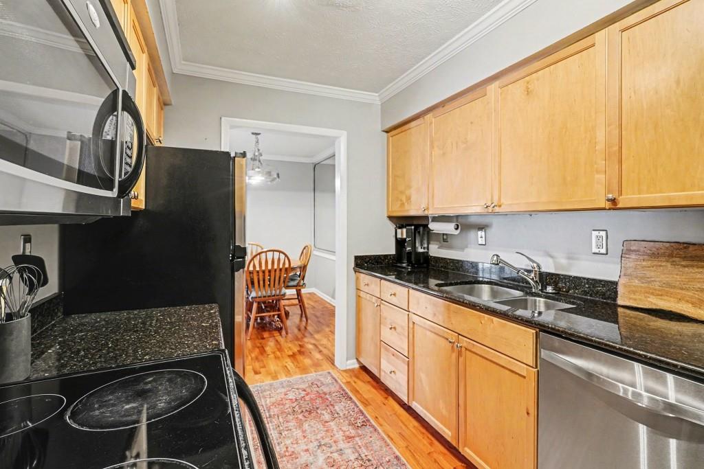 1150 Collier Road Northwest, Unit 13D Atlanta, GA 30318 - Photo 17 of 33