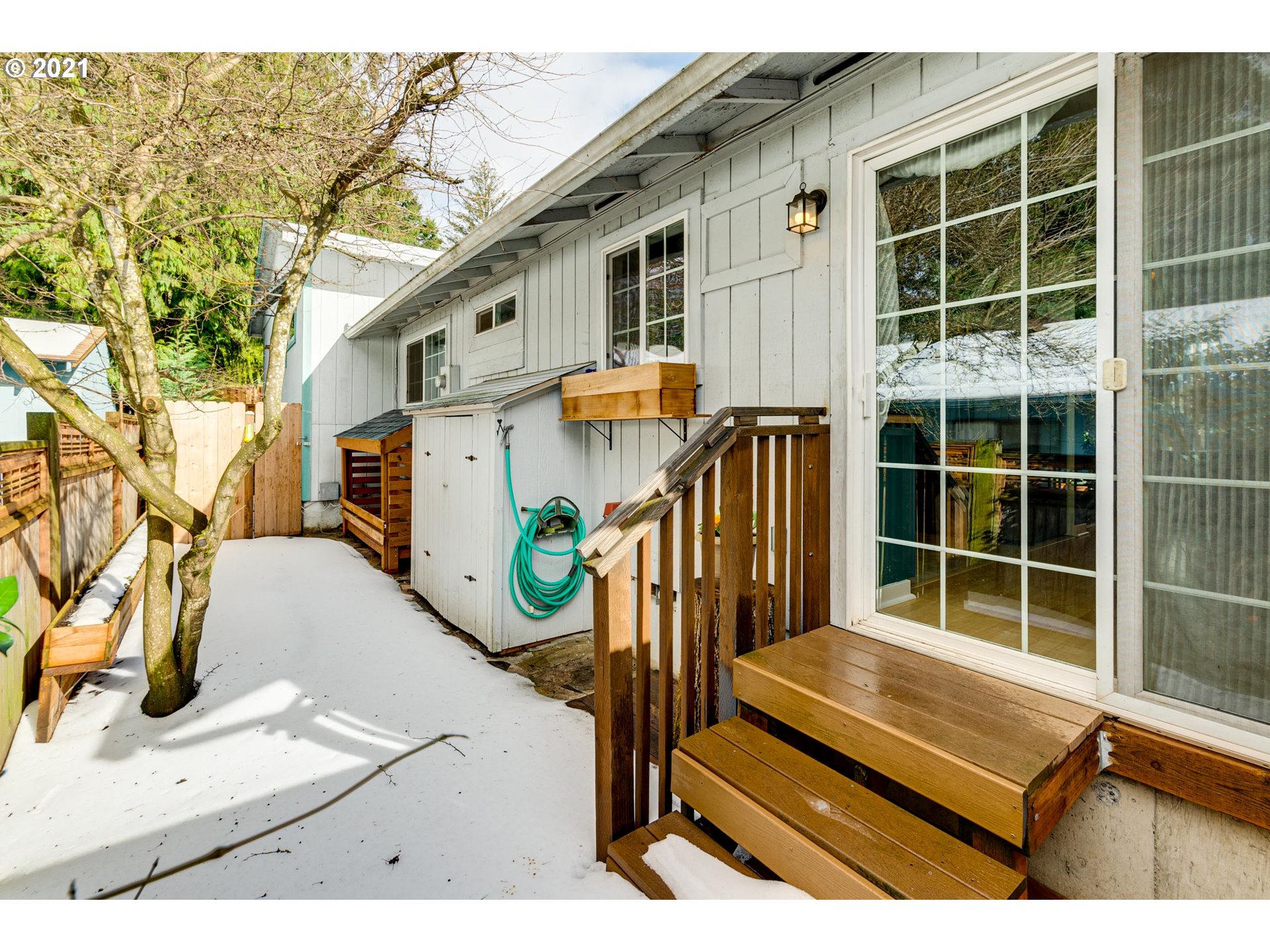 2849 Southwest Spring Garden Street Portland, OR 97219 - Photo 16 of 29 Gallery Image 16