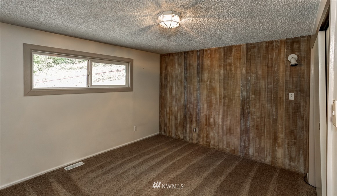 1447 Roy Road Bellingham, WA 98229 - Photo 20 of 25 Gallery Image 20