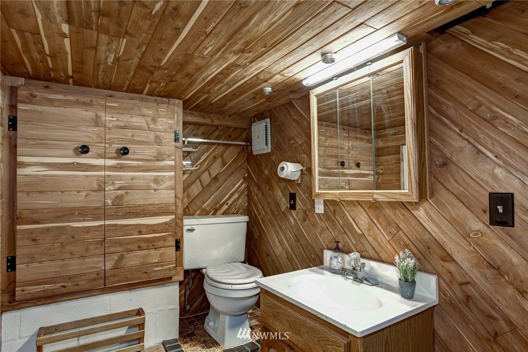 1447 Roy Road Bellingham, WA 98229 - Photo 24 of 25 Gallery Image 24