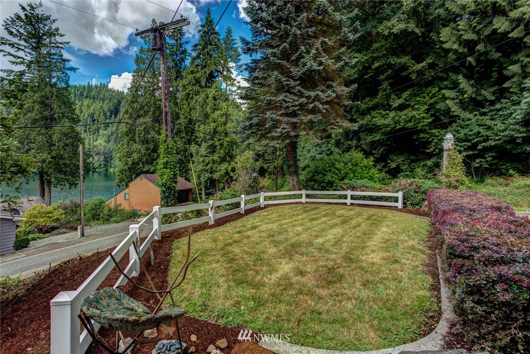 1447 Roy Road Bellingham, WA 98229 - Photo 9 of 25 Gallery Image 9