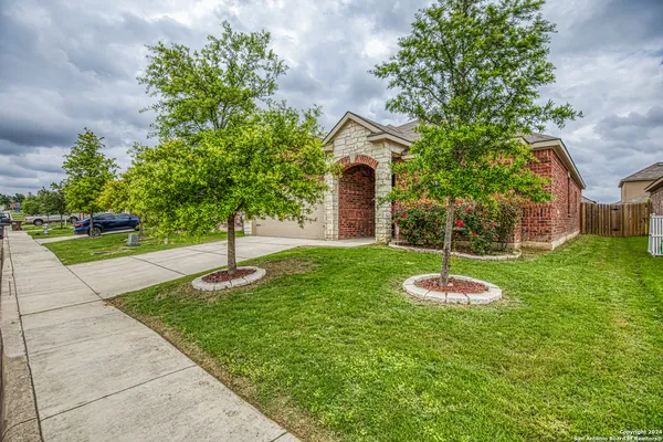$1,750 | 7810 Creekshore Cove, San Antonio, TX 78254