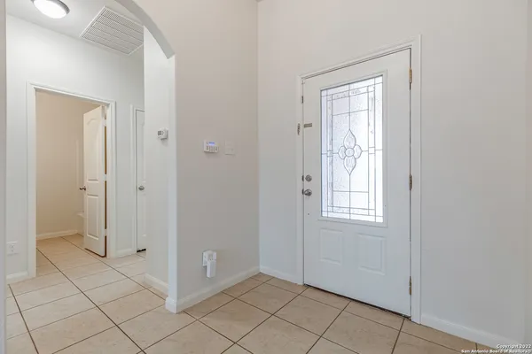 $1,750 | 7810 Creekshore Cove, San Antonio, TX 78254