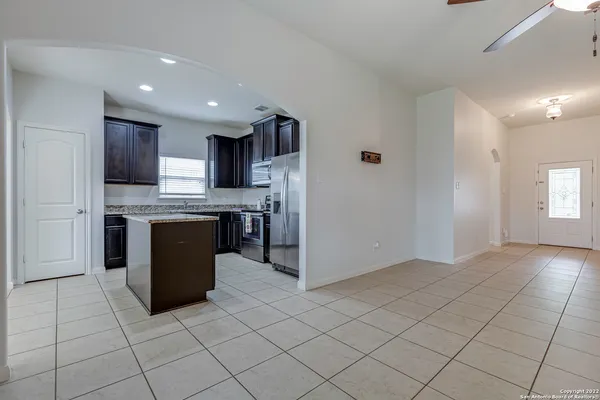 $1,750 | 7810 Creekshore Cove, San Antonio, TX 78254