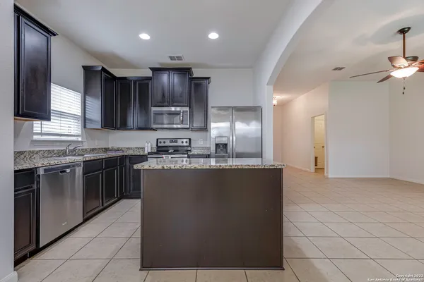 $1,750 | 7810 Creekshore Cove, San Antonio, TX 78254