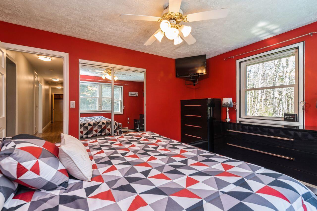 577 Hollis Road Biddeford, ME 04005 - Photo 22 of 55 26_577HollisRd_2027_HiRes