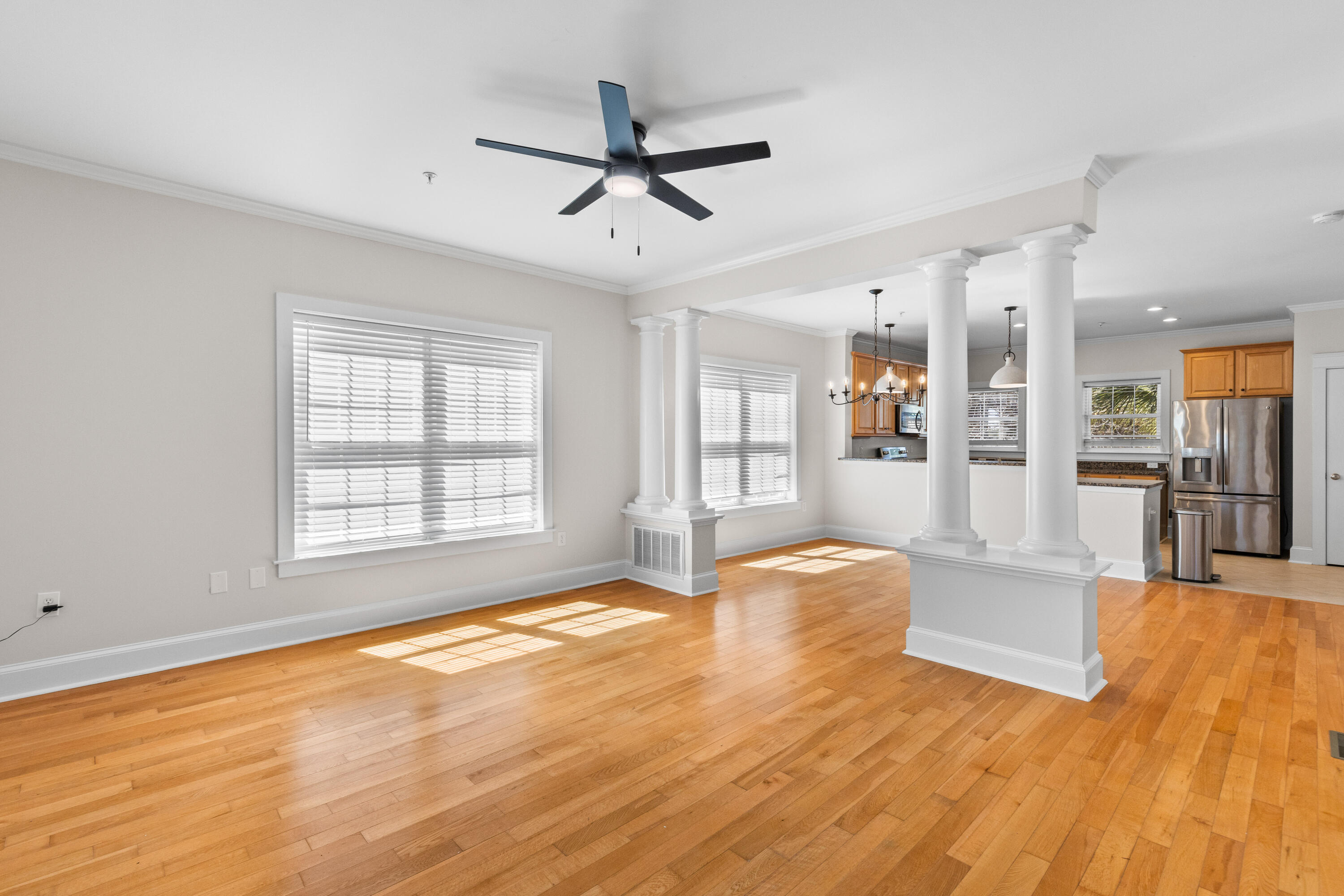 128 Summers Creek Court, Unit 1094 Mount Pleasant, SC 29464 - Photo 11 of 27 1G1A1799