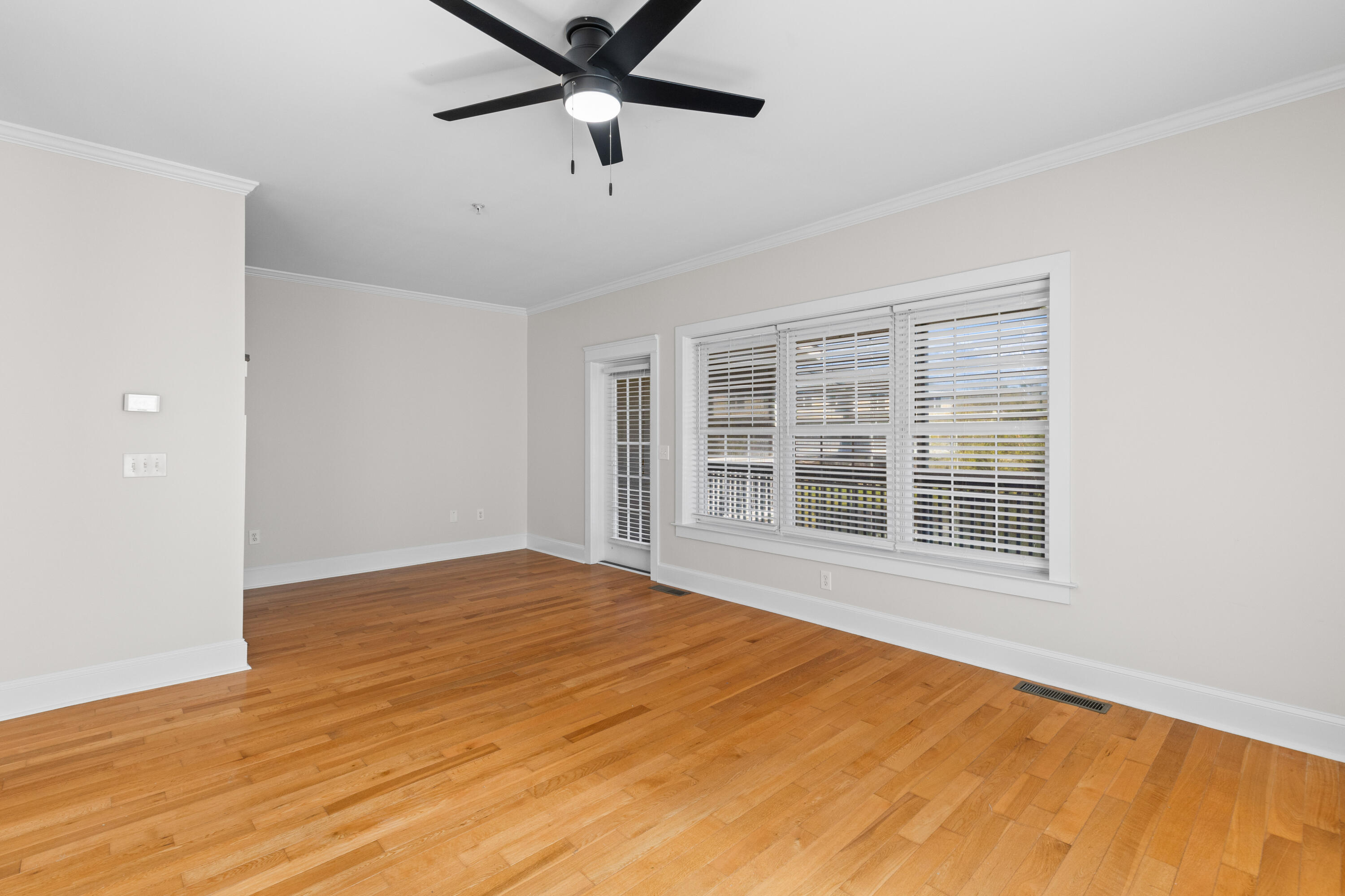 128 Summers Creek Court, Unit 1094 Mount Pleasant, SC 29464 - Photo 13 of 27 1G1A1784