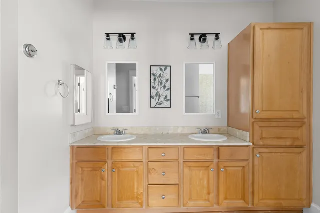 $3,200 | 128 Summers Creek Court, Unit 1094, Mount Pleasant, SC 29464