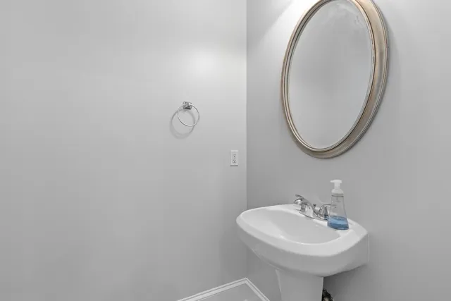 $3,200 | 128 Summers Creek Court, Unit 1094, Mount Pleasant, SC 29464