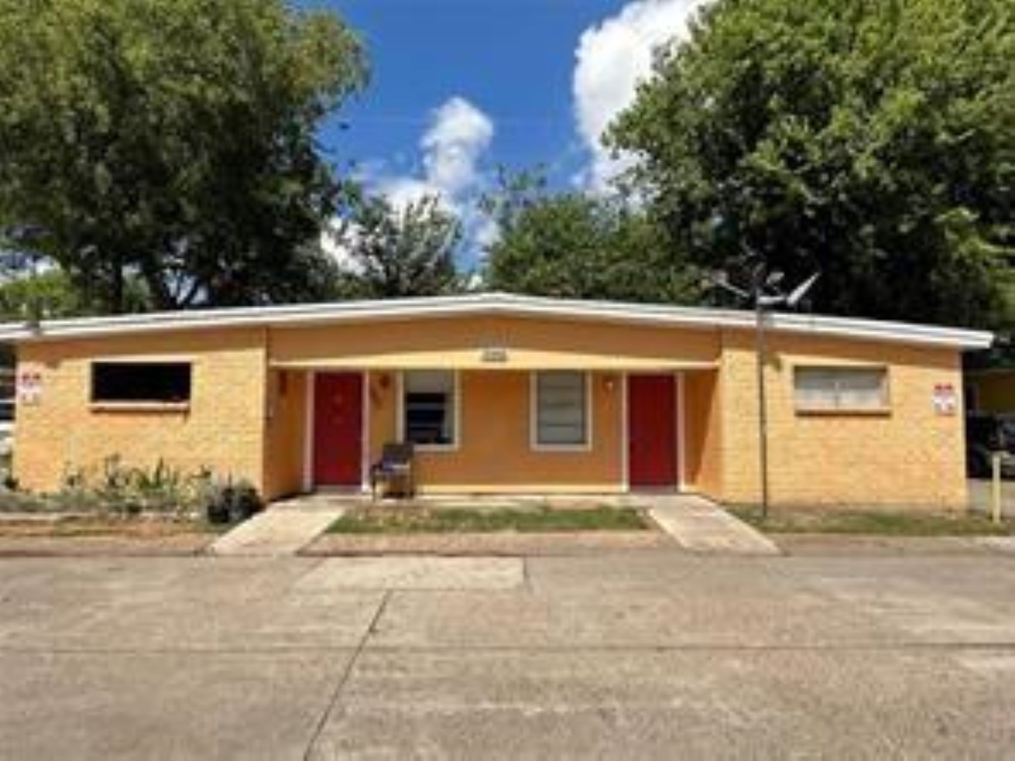 3357 Frick Road, Unit 11 Houston, TX 77086 - Photo 1 of 7