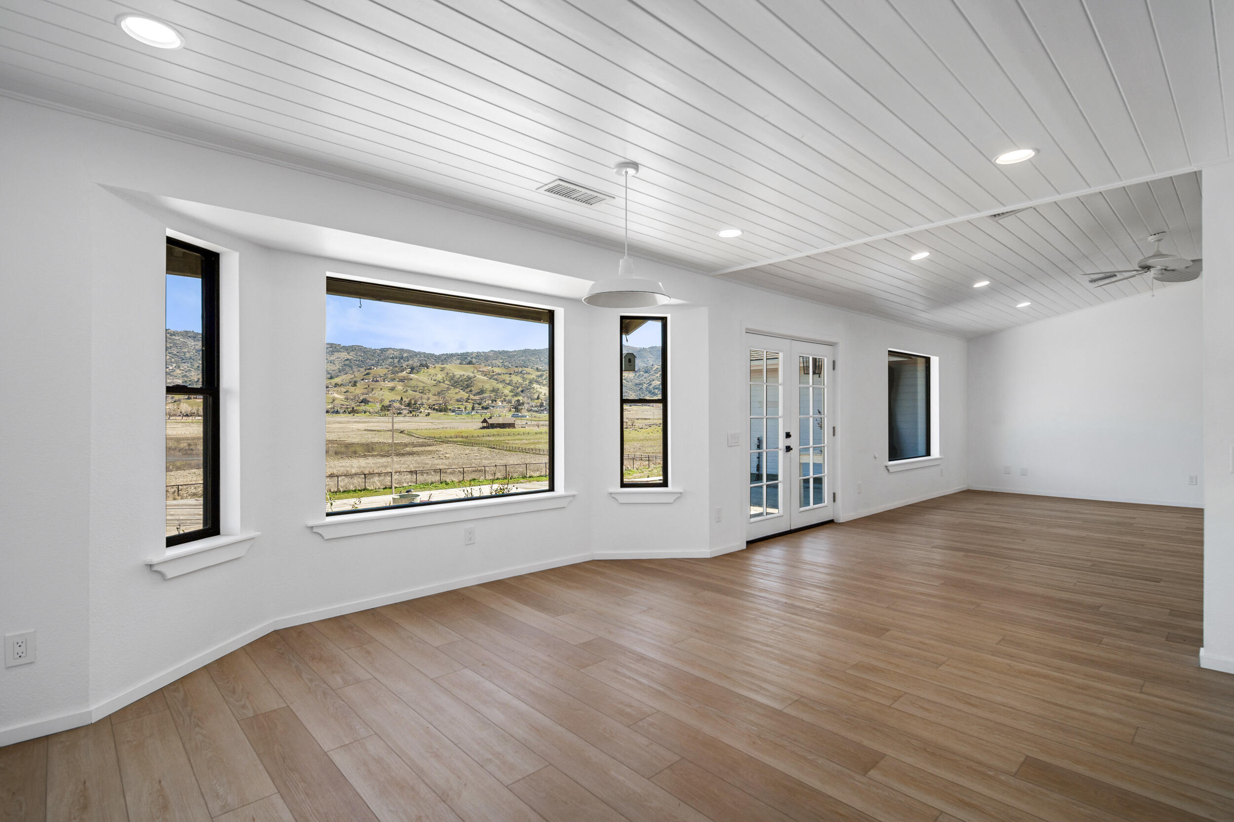 28061 Cumberland Road Tehachapi, CA 93561 - Photo 18 of 48 Cumberland-15