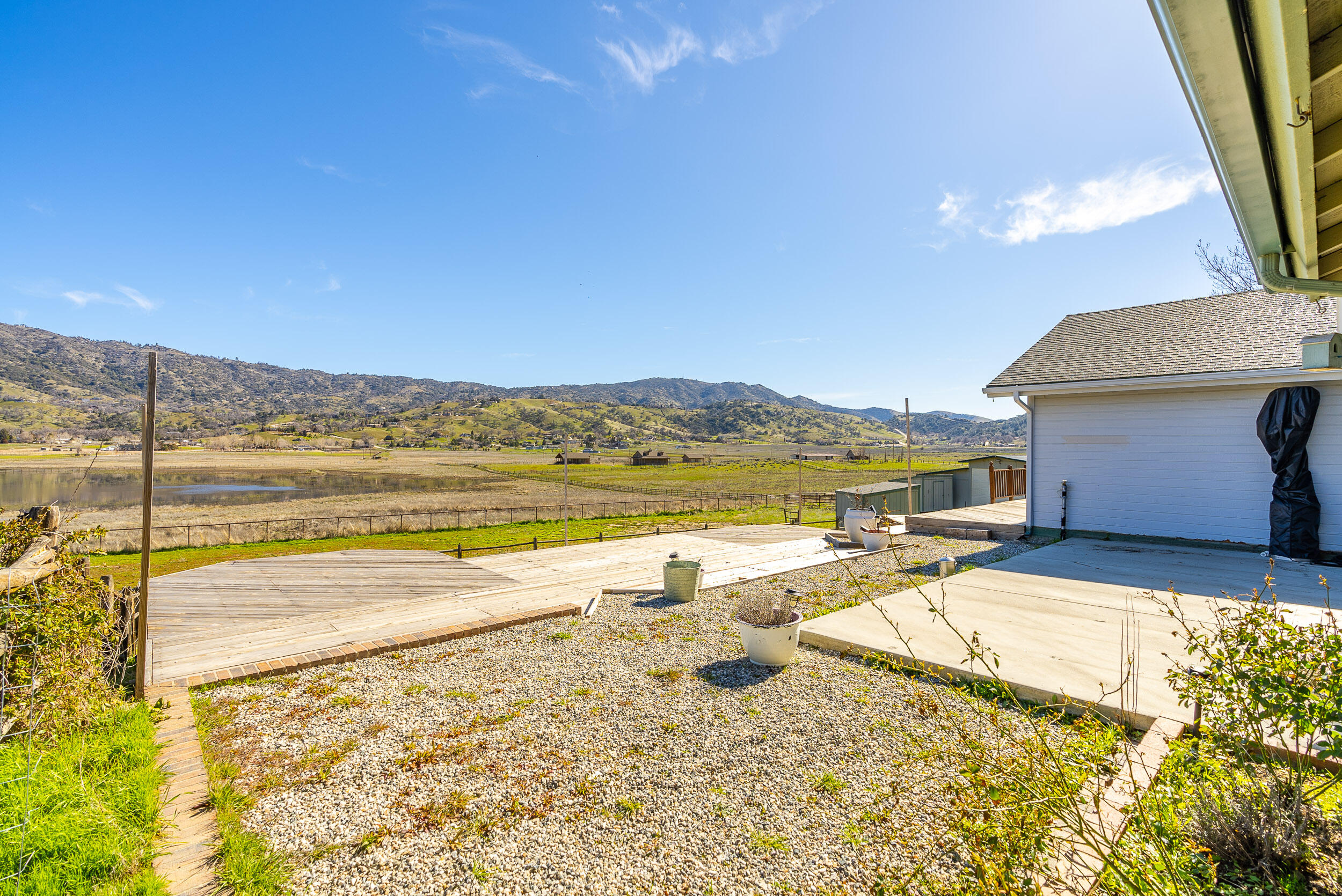 28061 Cumberland Road Tehachapi, CA 93561 - Photo 36 of 48 Cumberland-33