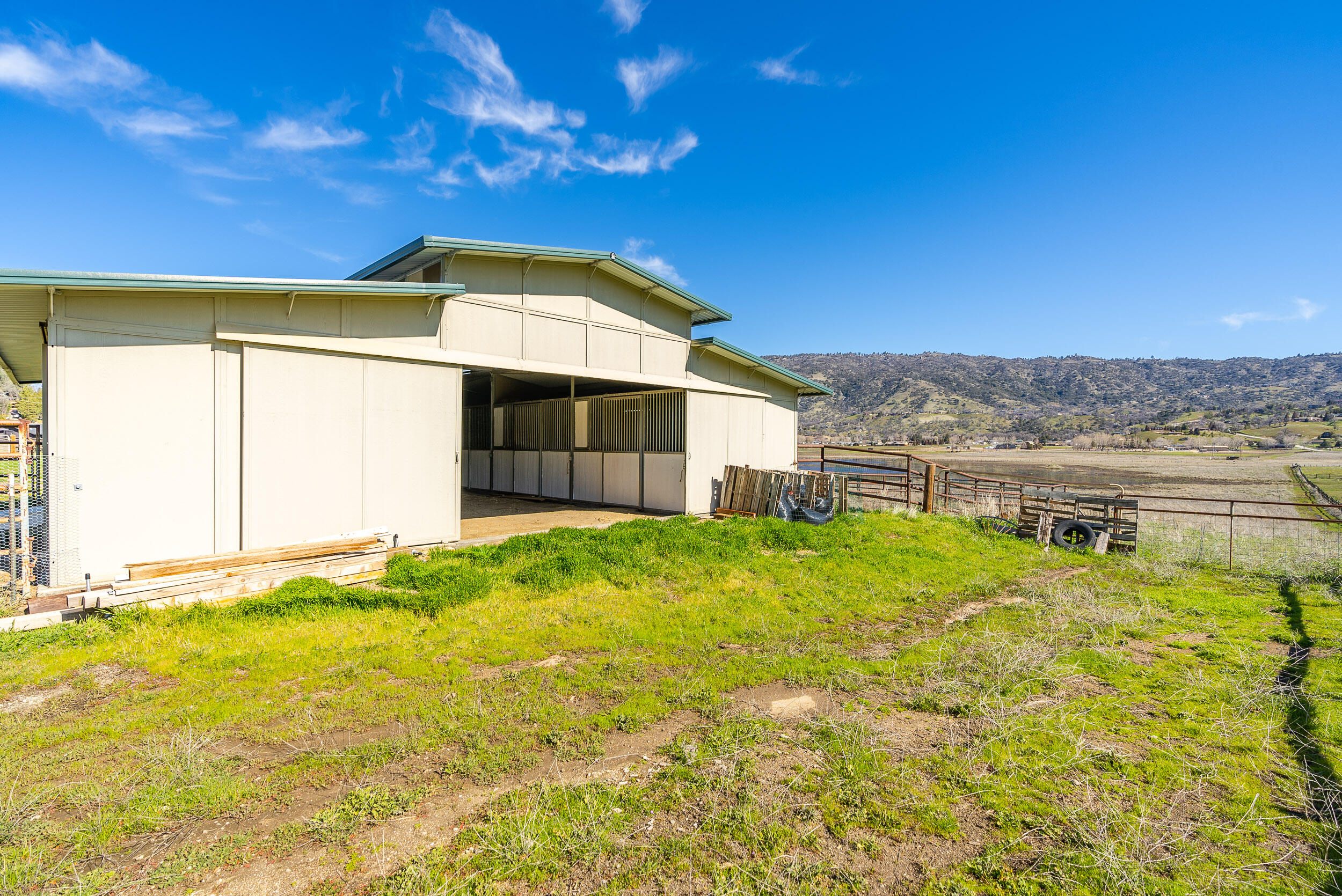 28061 Cumberland Road Tehachapi, CA 93561 - Photo 40 of 48 Cumberland-43