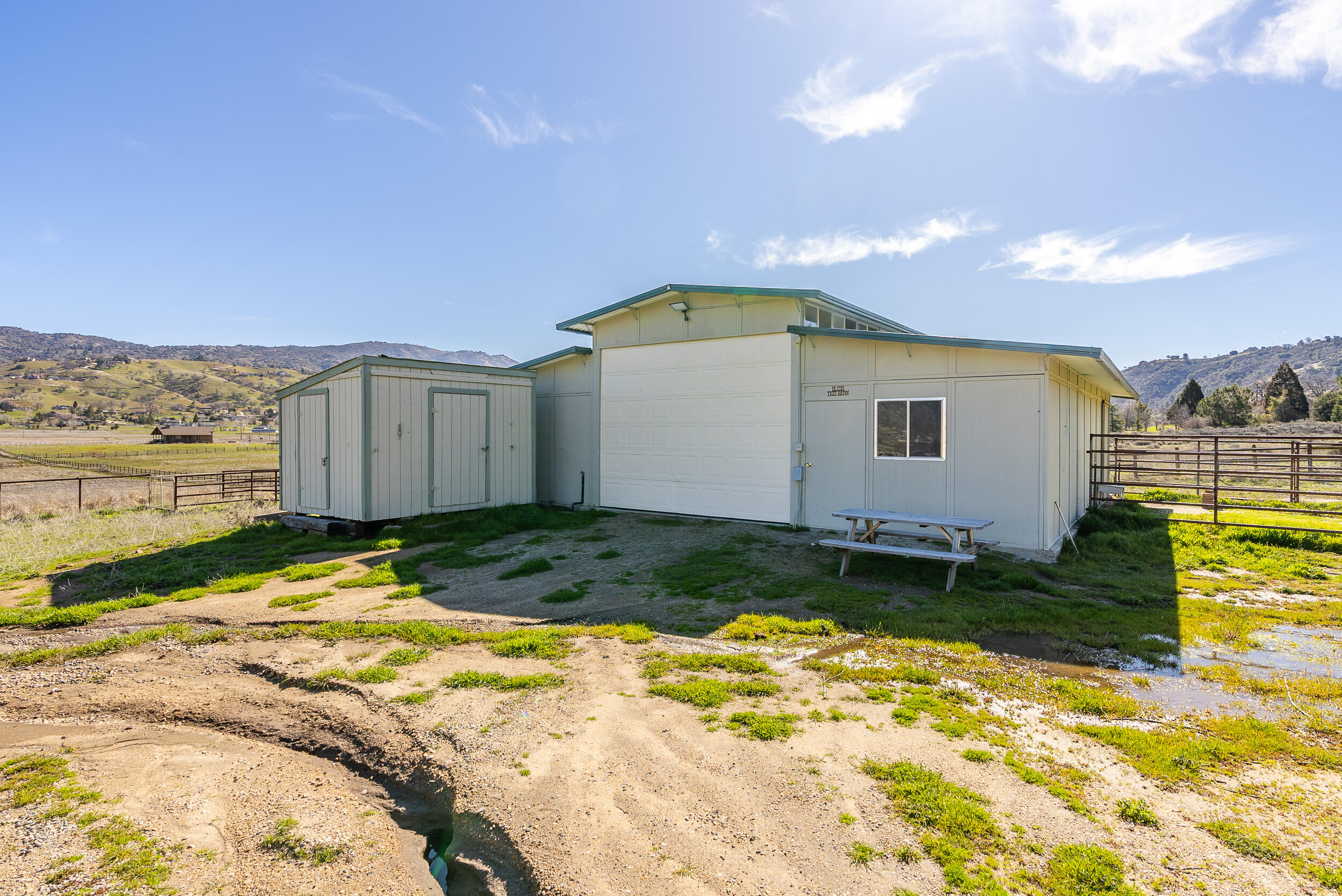 28061 Cumberland Road Tehachapi, CA 93561 - Photo 6 of 48 Cumberland-40