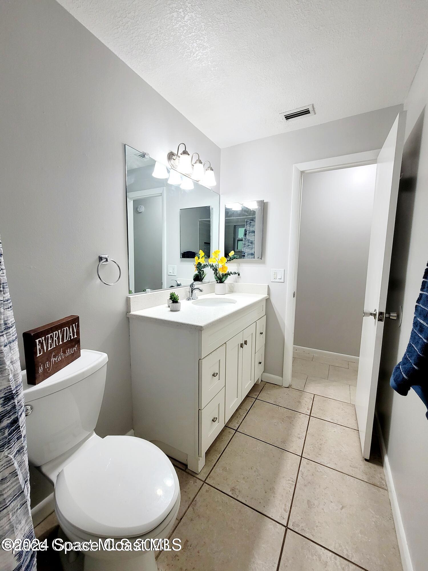 419 Audubon Drive, Unit B Melbourne, FL 32901 - Photo 9 of 11 Bathroom