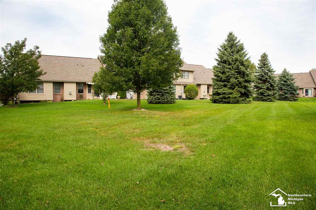 22471 Timber Ridge Court Trenton, MI 48183 - Photo 41 of 45 31395477-40.JPG