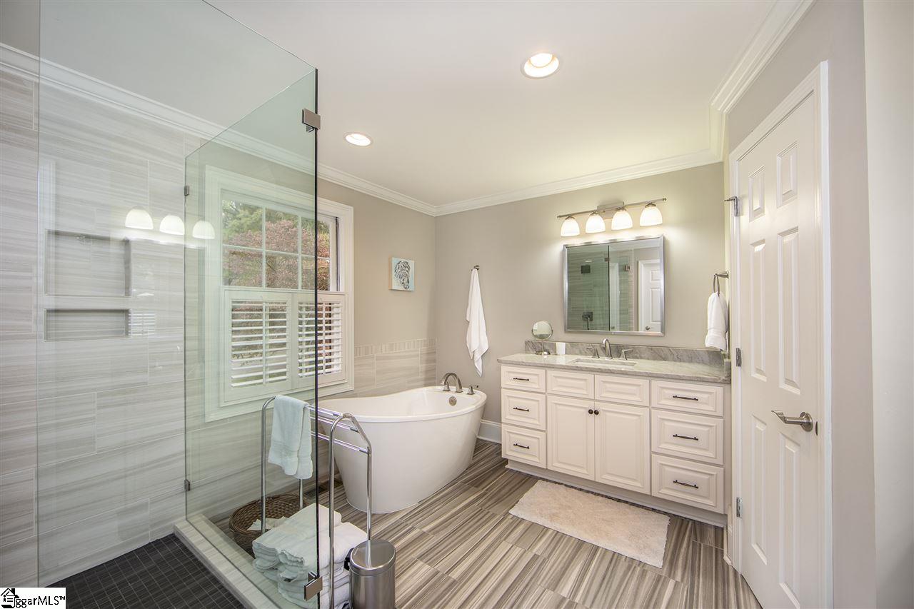 316 Chapman Road Greenville, SC 29605 - Photo 17 of 36 Separate shower, soaking tub, commode closet, His & Hers sinks
