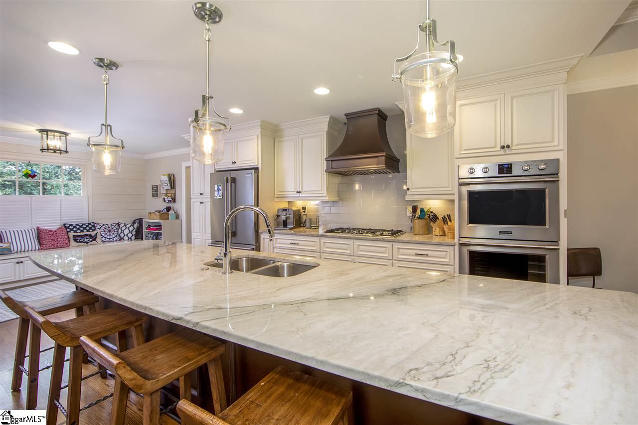 316 Chapman Road Greenville, SC 29605 - Photo 8 of 36 Gallery Image 8