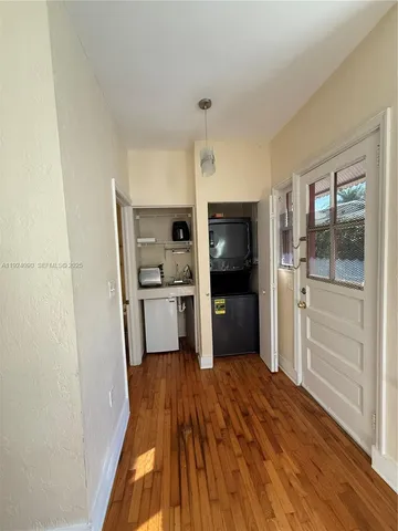 $1,600 | Flamingo-Lummus, Miami Beach, FL 33139