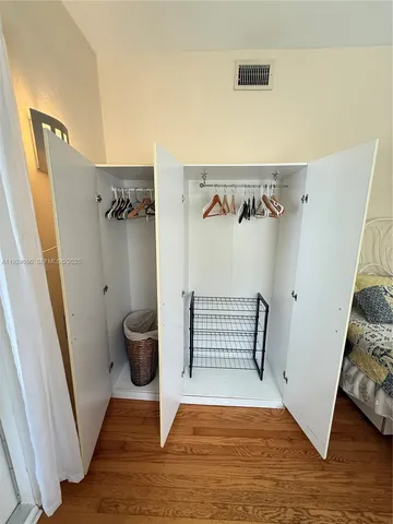 $1,600 | Flamingo-Lummus, Miami Beach, FL 33139