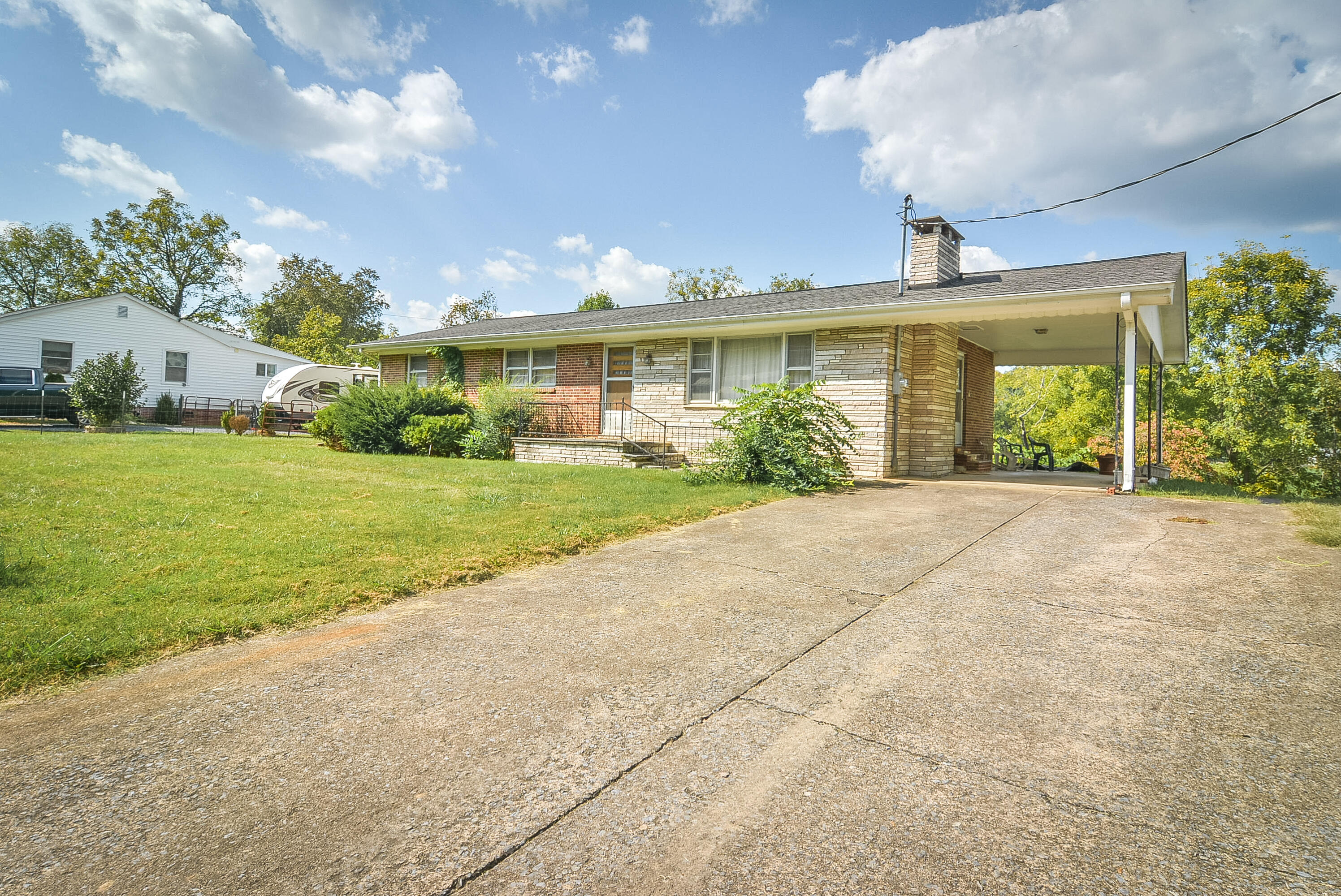 1476 Gap Creek Road Elizabethton, TN 37643 - Photo 1 of 14 TRB_4071