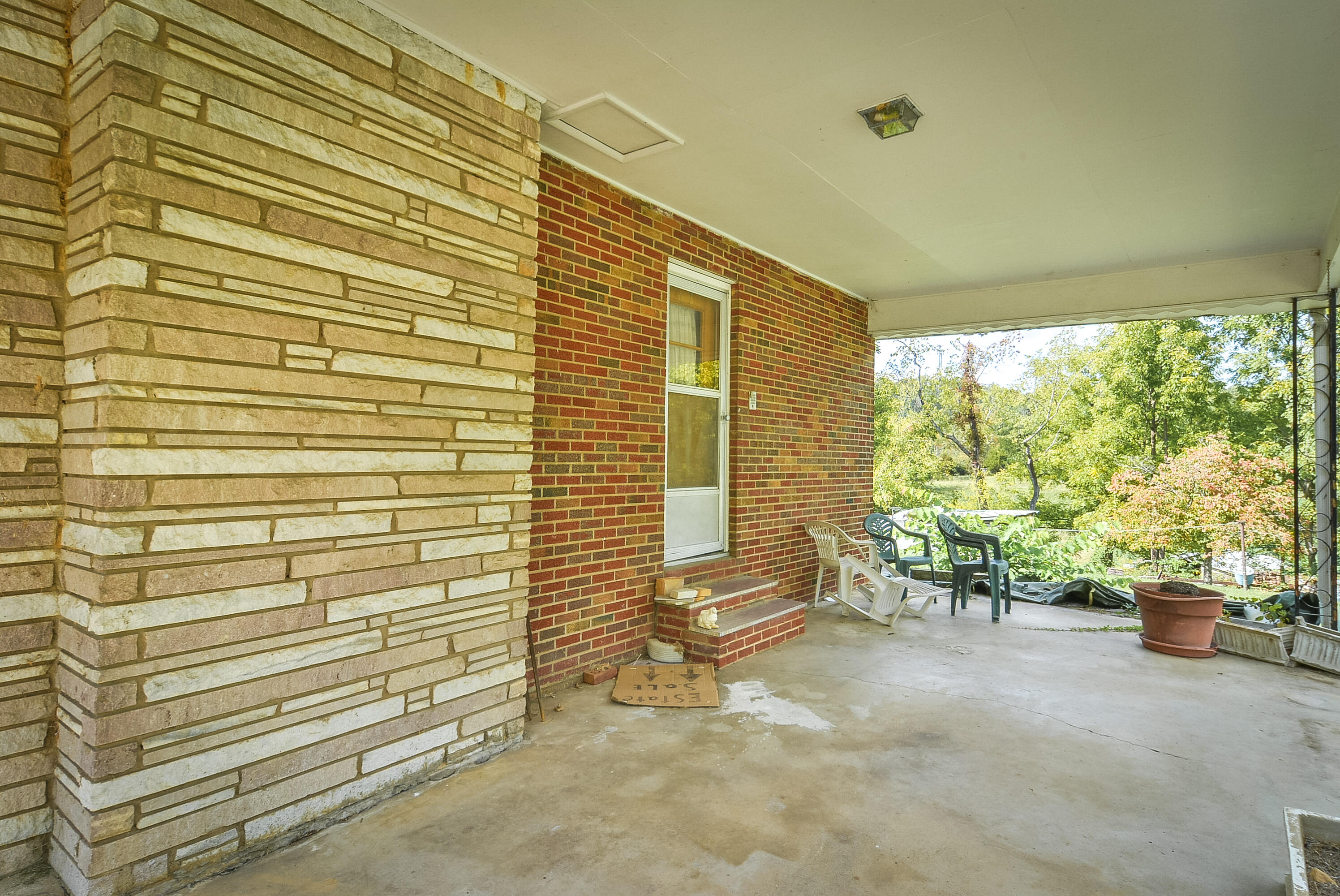 1476 Gap Creek Road Elizabethton, TN 37643 - Photo 4 of 14 TRB_4074