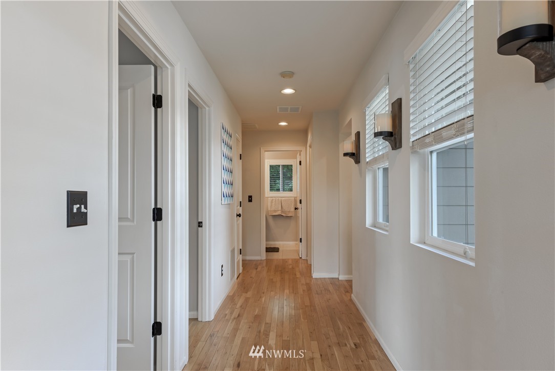 17604 31st Drive Southeast Bothell, WA 98012 - Photo 15 of 25 Gallery Image 15