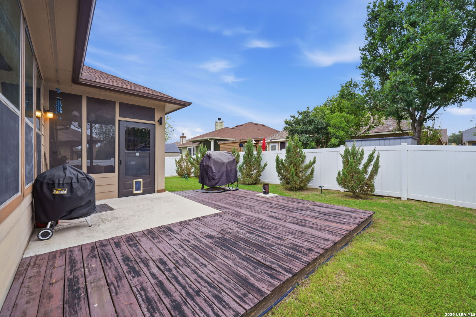 516 Brook Shadow Cibolo, TX 78108 - Photo 36 of 39 a front view of a house with garden
