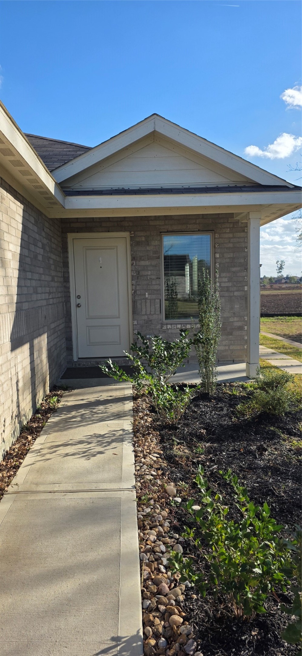 2410 Ridge Oak Drive Conroe, TX 77301 - Photo 2 of 31 a front view of a house