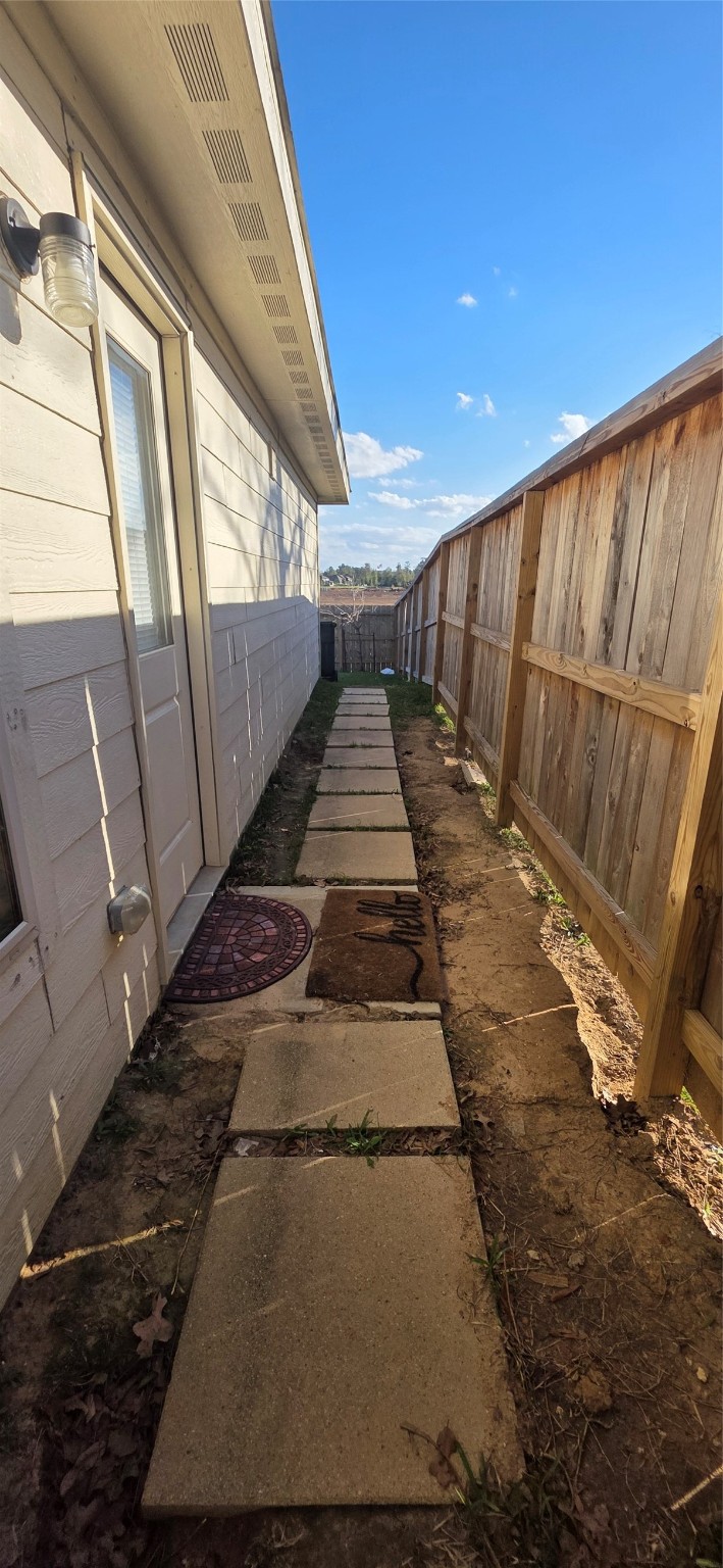 2410 Ridge Oak Drive Conroe, TX 77301 - Photo 28 of 31