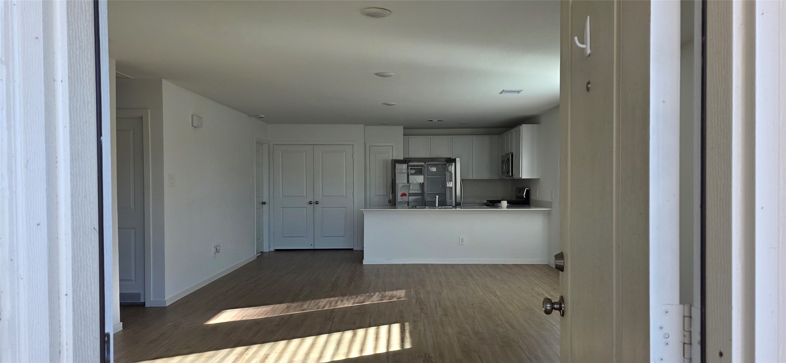 2410 Ridge Oak Drive Conroe, TX 77301 - Photo 4 of 31