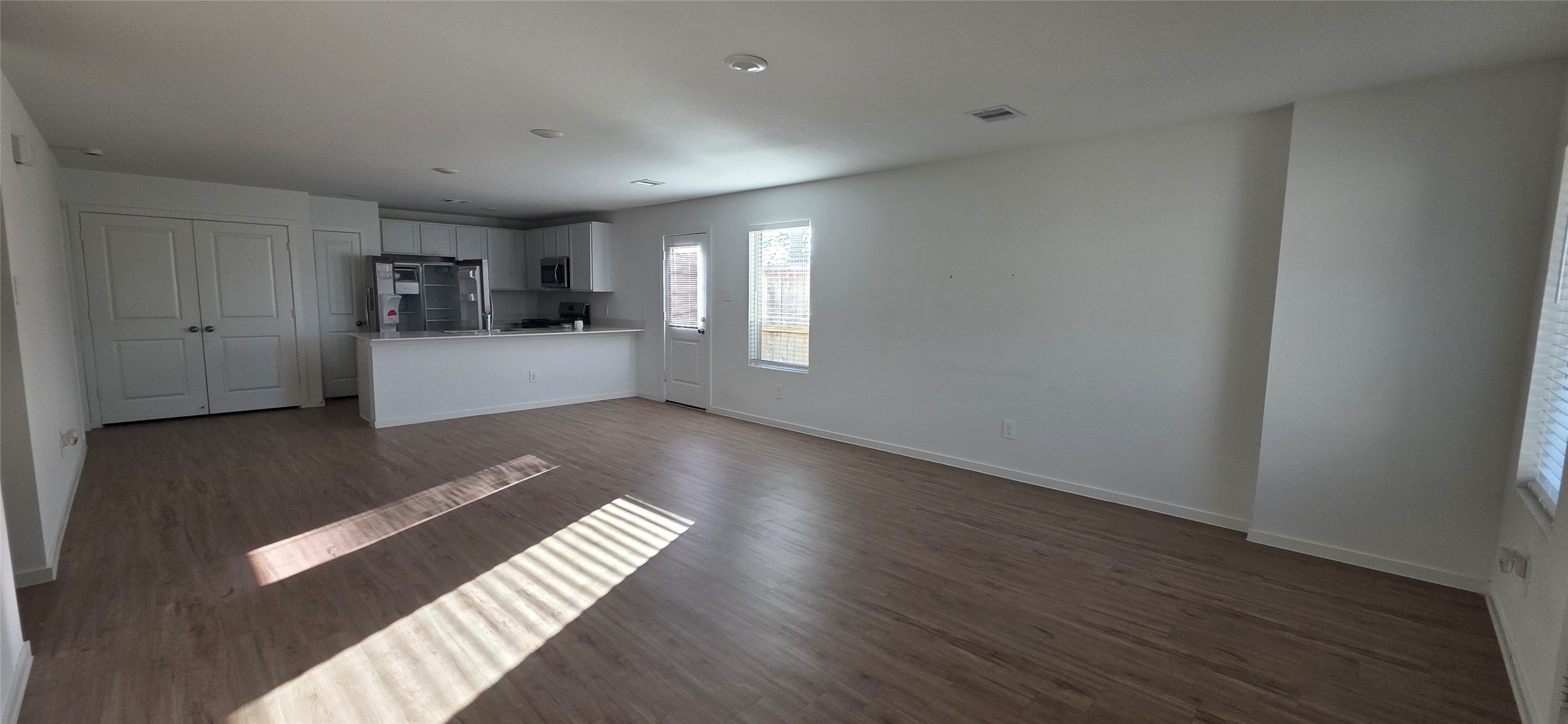 2410 Ridge Oak Drive Conroe, TX 77301 - Photo 5 of 31