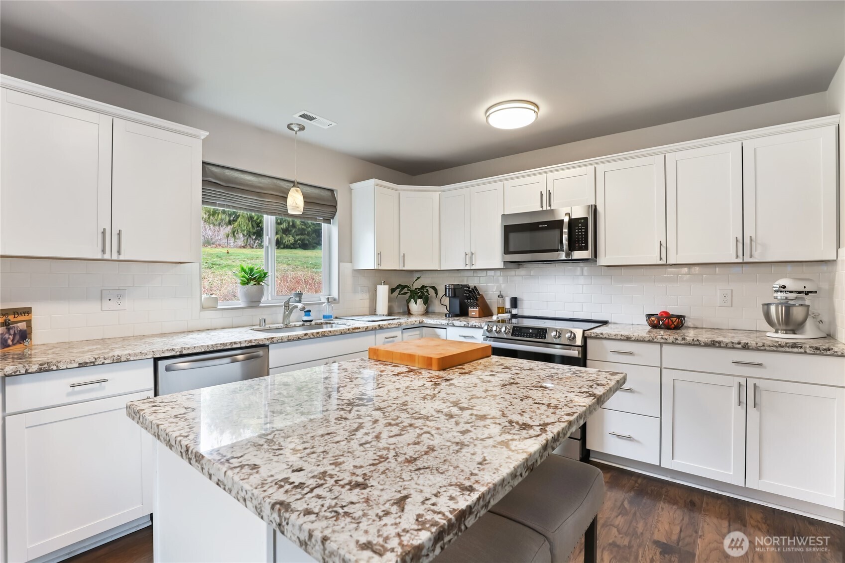 1332 Bulman Road Southeast Port Orchard, WA 98366 - Photo 8 of 32
