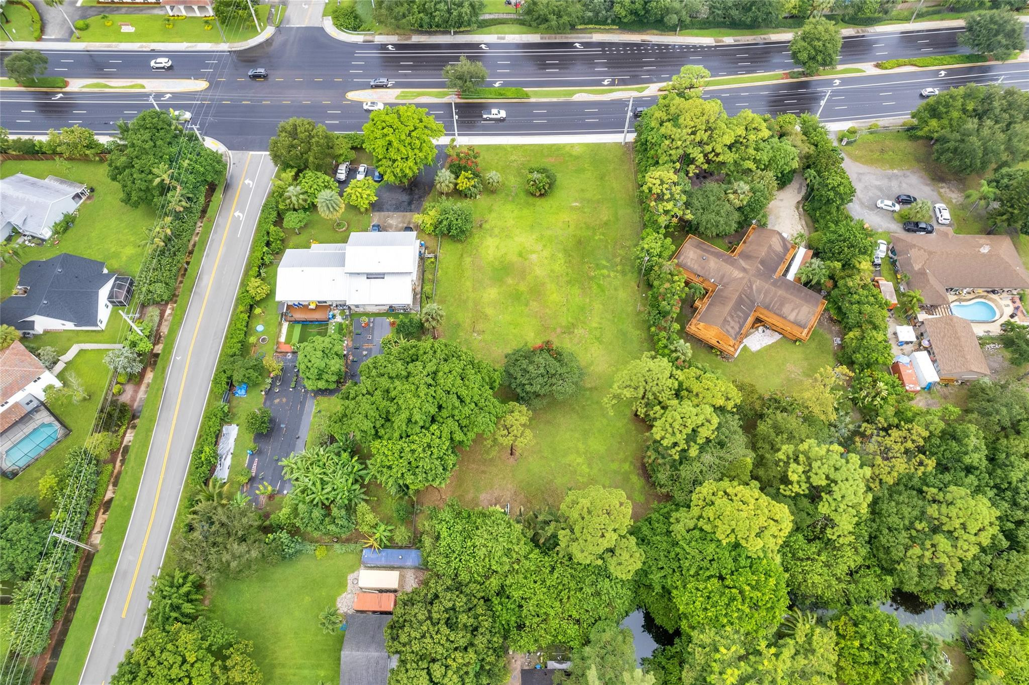 7450 Lyons Road Pompano Beach, FL 33073 - Photo 11 of 31 Photo 11