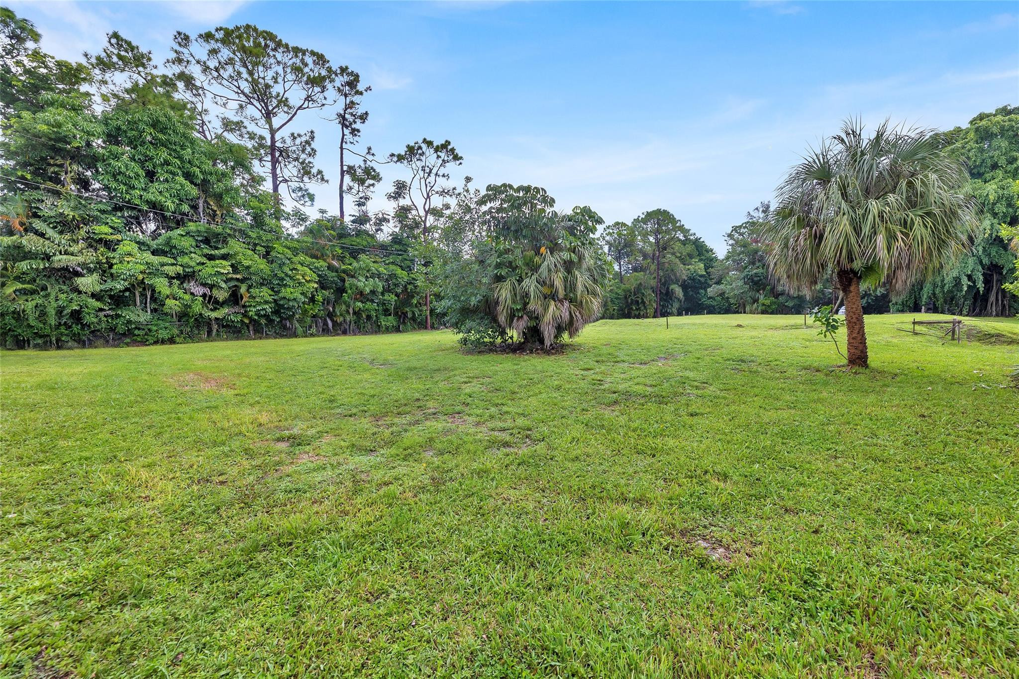 7450 Lyons Road Pompano Beach, FL 33073 - Photo 3 of 31 Photo 3