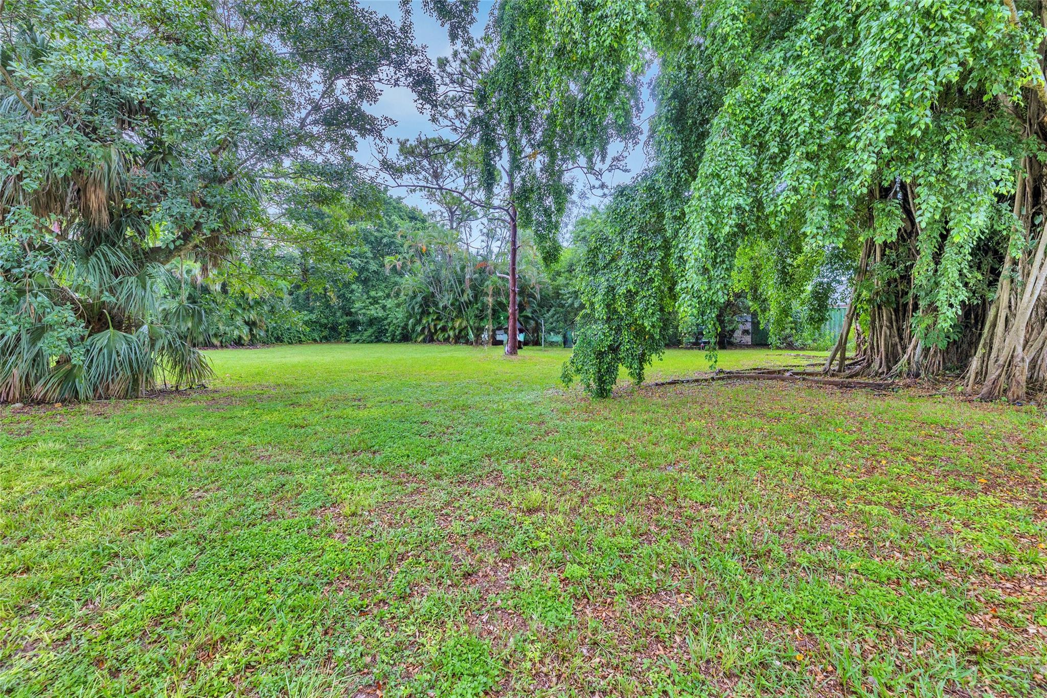 7450 Lyons Road Pompano Beach, FL 33073 - Photo 8 of 31 Photo 8