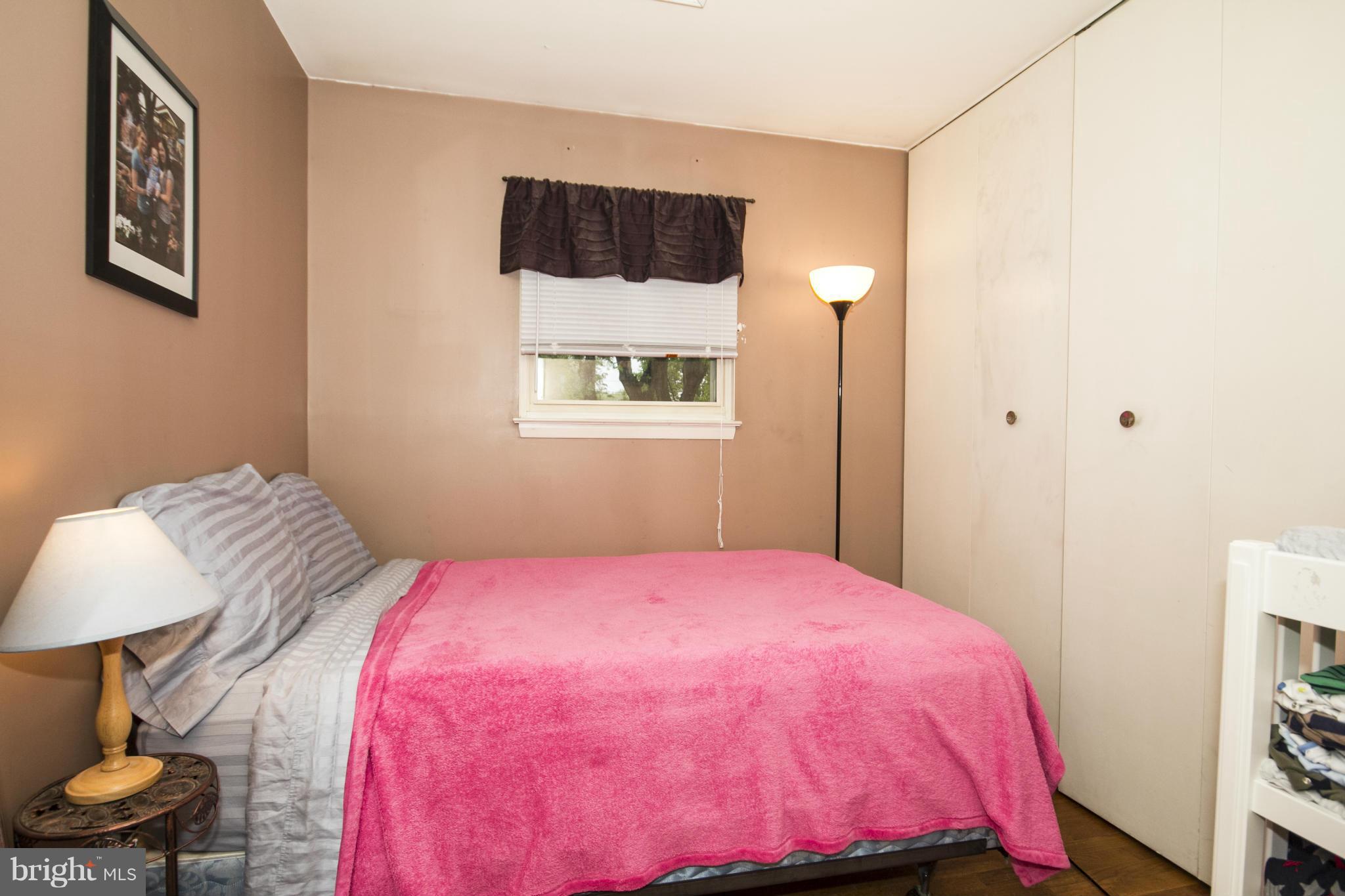 7705 Beekay Road Baltimore, MD 21219 - Photo 17 of 25 Bedroom