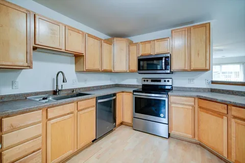 $300,000 | 5126 North Walbridge Avenue, Madison, WI 53714