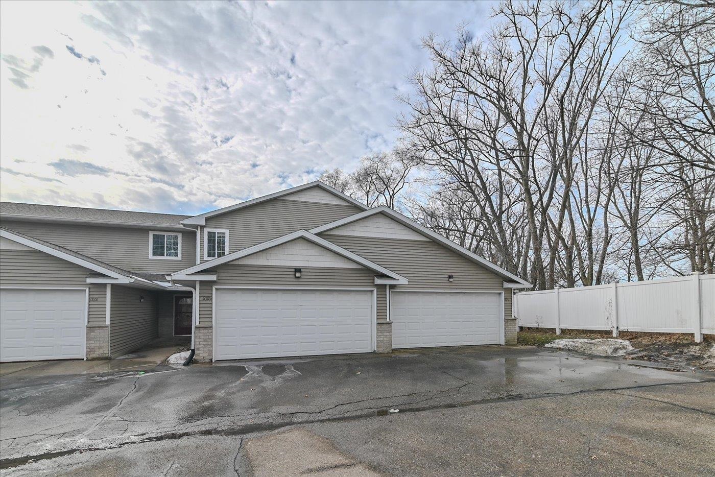 5126 North Walbridge Avenue Madison, WI 53714 - Photo 3 of 67