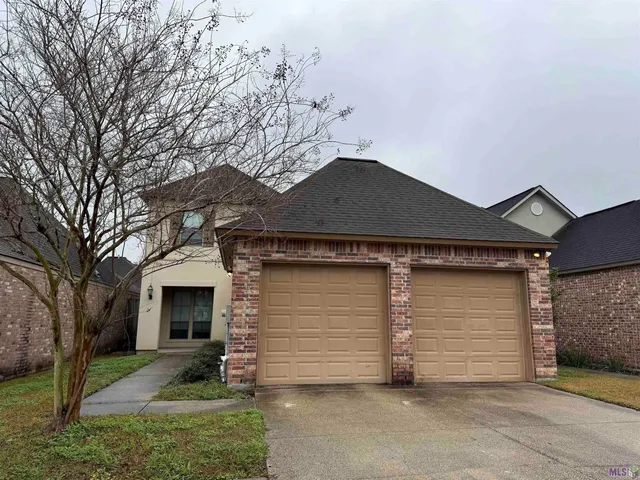 $2,700 | 8017 Seville Court, Baton Rouge, LA 70820