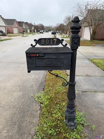 $2,700 | 8017 Seville Court, Baton Rouge, LA 70820