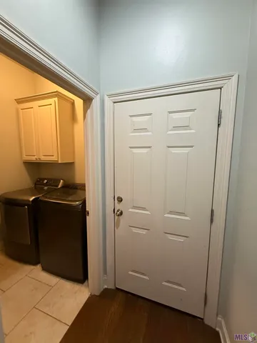 $2,700 | 8017 Seville Court, Baton Rouge, LA 70820