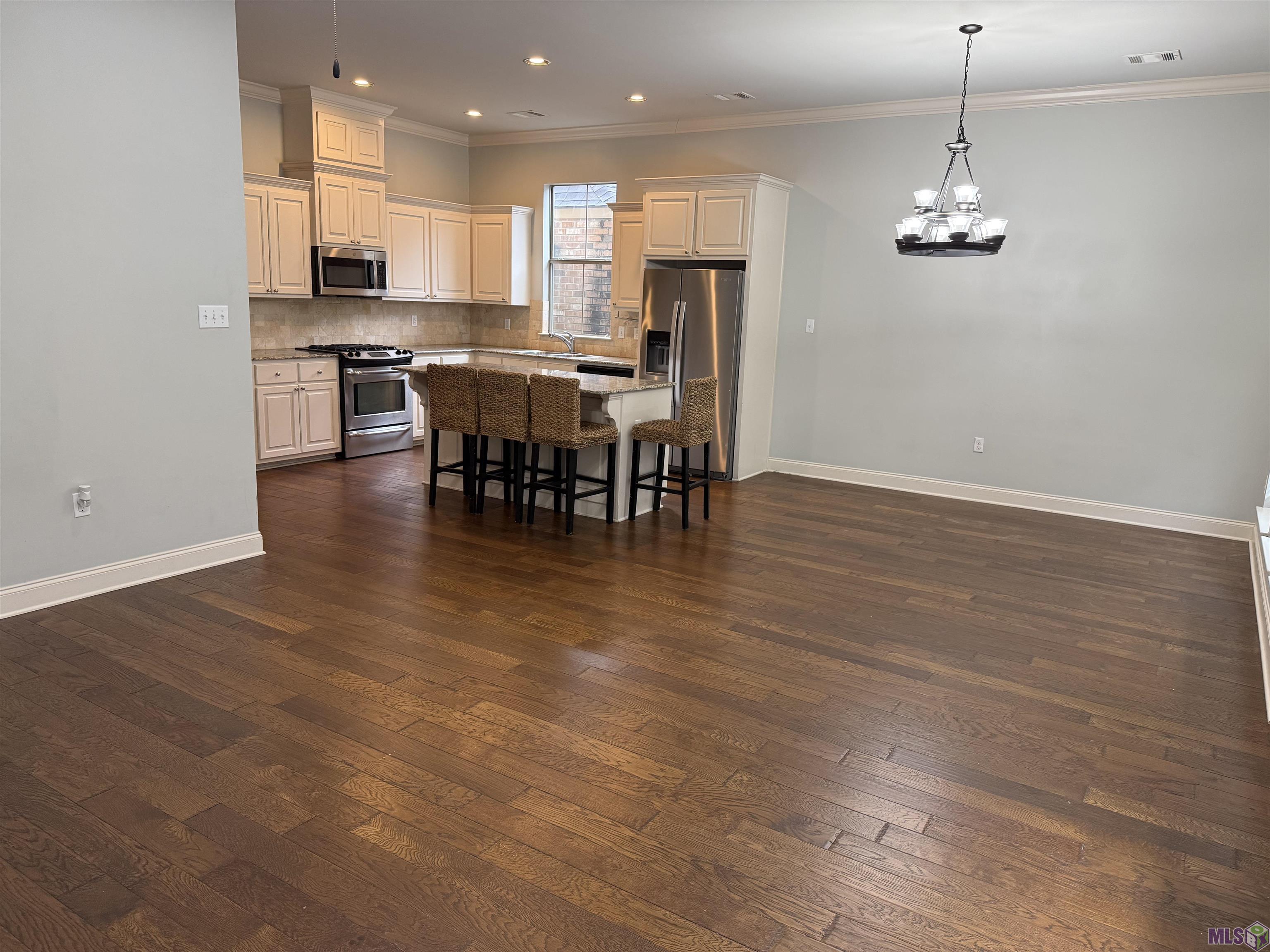 8017 Seville Court Baton Rouge, LA 70820 - Photo 5 of 24